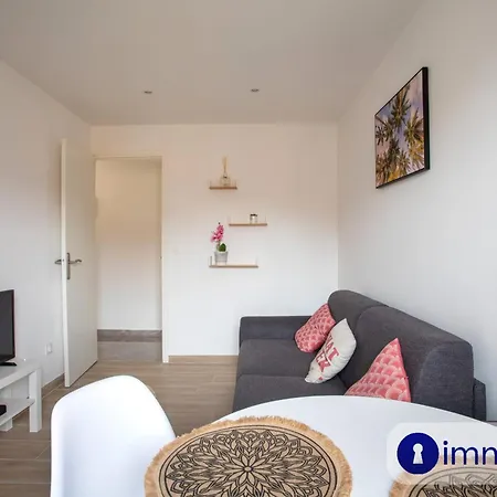 Apartment Near Thiers Station *